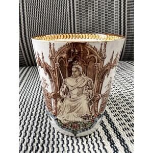 Queen Victoria Diamond Jubilee Ceramic Beaker Cup by Doulton Burslem Reg 293419